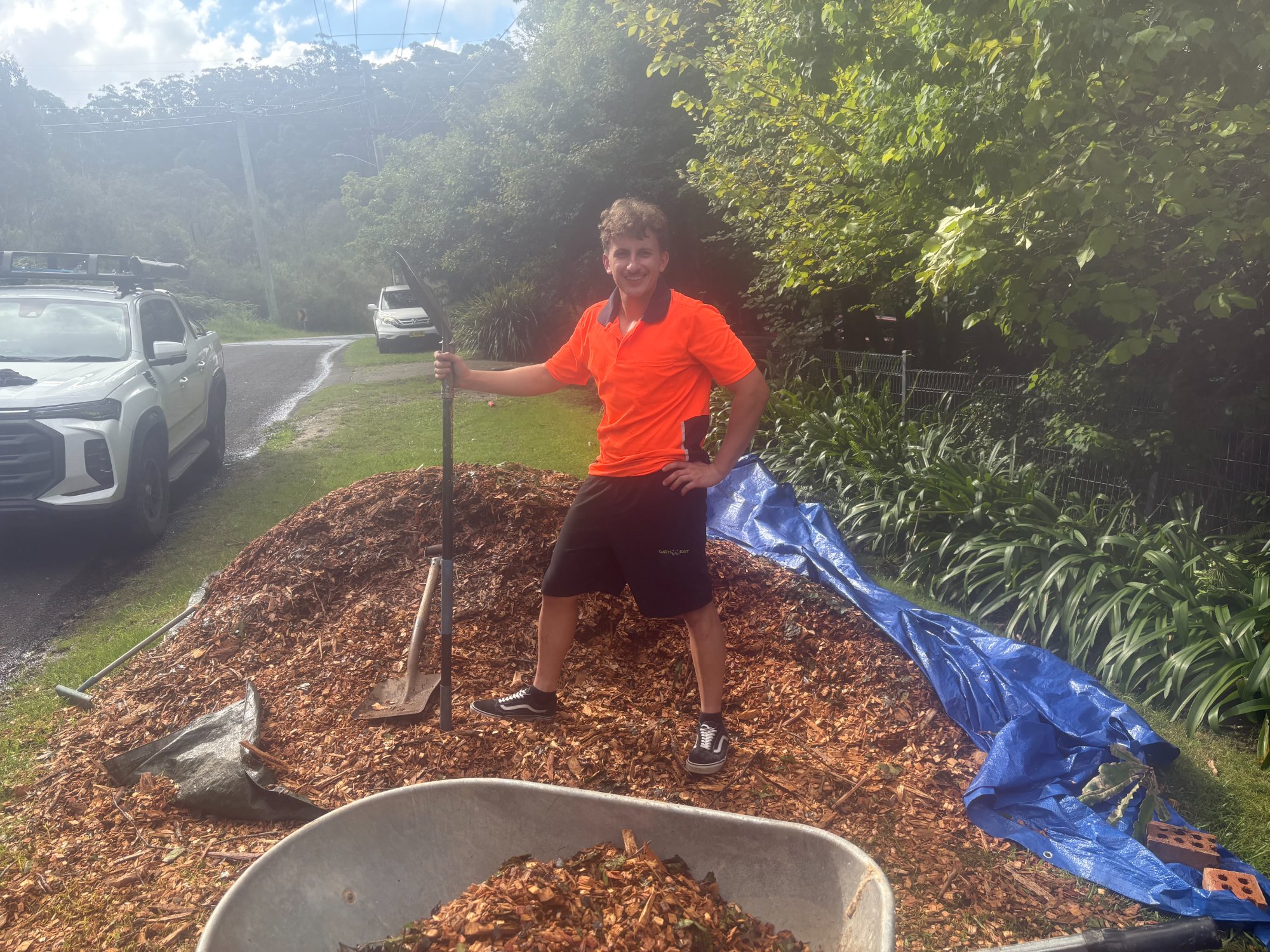 Landscaping mulch work